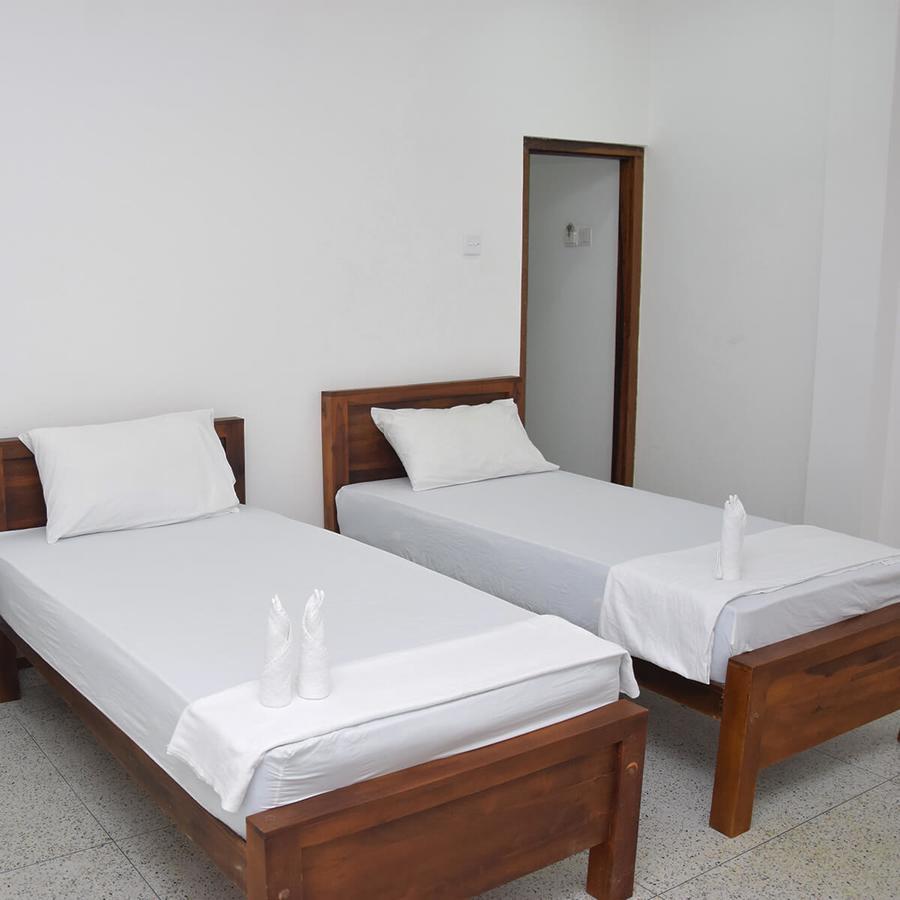 Delft Samudra Hotel Jaffna Buitenkant foto